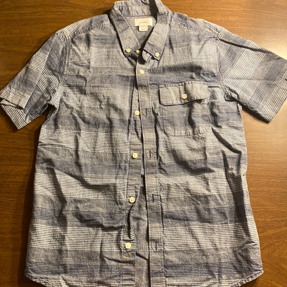 Old Navy short sleeve button down